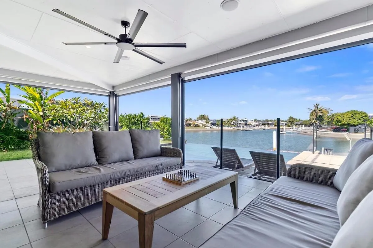Holiday home Yalla24-Luxury Resort Style Home Mooloolaba