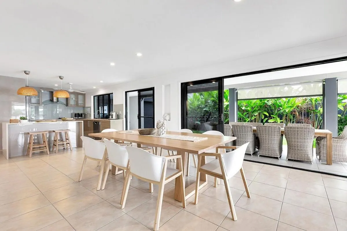 Yalla24-Luxury Resort Style Home Mooloolaba Holiday home